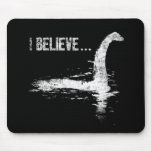 Creo… al monstruo de Loch Ness Tapetes De Raton