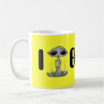 Creo la taza extranjera que se sienta