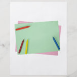 Creyones en los papeles coloreados flyer a todo color
