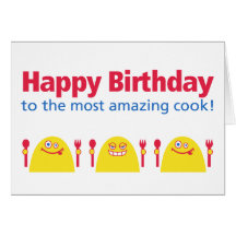 Criaturas amarillas locas que cocinan cumpleaños felicitaciones