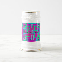 Cuadrados verdes modernos en fondo rosado taza
