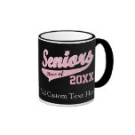 Cualquier año, rosa de la clase mayor/negro taza