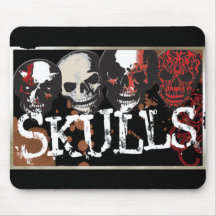 Cuatro cráneos sangrientos Mousepad asustadizo Alfombrillas De Ratón