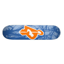 Cubierta evidente de los comp del proyecto tabla de patinar