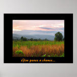 Cumbre pacífica en la puesta del sol poster