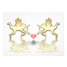 cupids con la invitación oída