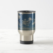 Currambine Skyscape con las nubes dispersadas en a Taza De Café