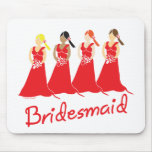 Damas de honor en asistente rojo del boda alfombrilla de ratón