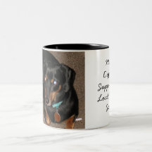 Daschund, sociedad humana local de la ayuda taza