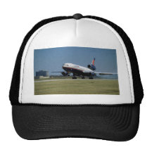 DC-10 de Douglas en despegue Gorro De Camionero