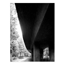 Debajo del puente postal