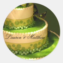 Decoración verde irlandesa del pastel de bodas etiqueta