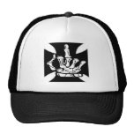 Dedo medio de la cruz blanca del hierro gorras de camionero