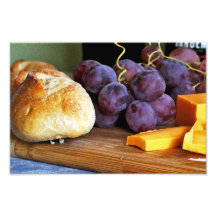 Del pan de las uvas todavía del queso cheddar vida impresión fotográfica