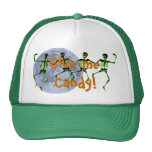 ¡Déme el caramelo! Gorra de los esqueletos del bai