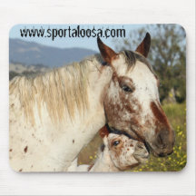 déme una momia del beso, www.sportaloosa.com alfombrillas de ratón