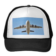 Despegue del aeroplano alto gorros bordados