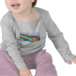 desplazamiento abajo de un ejemplo feliz del vecto camiseta