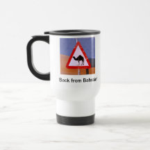 Detrás de Bahrein no vacaciones Tazas De Café