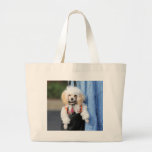 Día del caniche - colgando alrededor en un día per bolsas lienzo