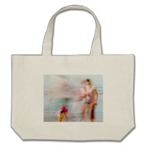 Día en el tote de la playa L.I.F.E Bolsa