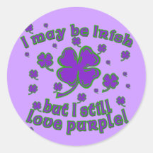 Diseño del día de St Patrick púrpura del trébol Etiquetas