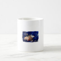 Diseño del navidad del cangrejo de ermitaño contra taza de café
