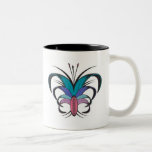 Diseño del tatuaje de la flor de mariposa taza