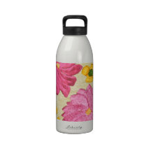Diseño floral bordado botallas de agua