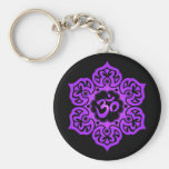 Diseño púrpura y negro floral de Aum Llaveros Personalizados
