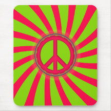 DISEÑO ROSADO Y VERDE DEL SIGNO DE LA PAZ ALFOMBRILLAS DE RATONES