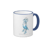 Dobby que mira sobre 1 taza de café