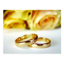 Dos anillos de bodas del oro tarjeta postal
