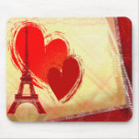 Dos corazones en París Tapetes De Ratones