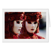 Dos personas en máscaras del carnaval, Venecia (It Tarjeton
