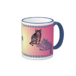 Dos tazas de los gatos de Tabby