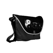 Dragón blanco y negro con Yin Yang Bolsa De Mensajeria