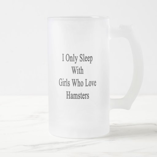 Duermo solamente con los chicas que aman hámsteres taza de café