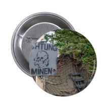 el achtung minen pins