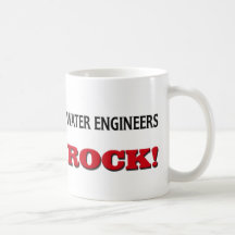El agua dirige la roca taza