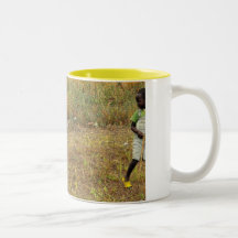El amarillo estorba la taza
