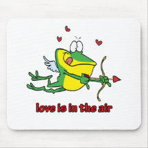 El amor está en el aire alfombrillas de ratón