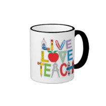 El amor vivo enseña tazas