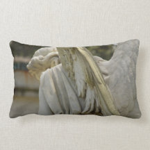 El ángel se va volando la almohada