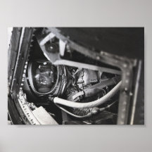 El astronauta de la libertad 7 aguarda despegue poster