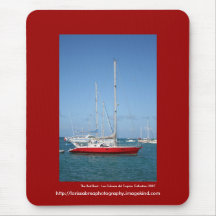 El barco rojo - modificado para requisitos particu tapete de ratón