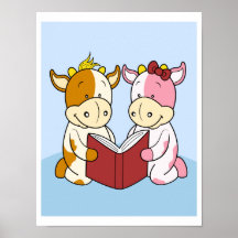 El bebé acobarda la lectura junto del poster