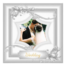 El blanco floral del boda elegante invita anuncio personalizado