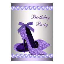 El brillo gotea cumpleaños púrpura de los zapatos  invitación