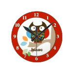 El búho en tops del árbol personalizó el reloj de  reloj de pared
